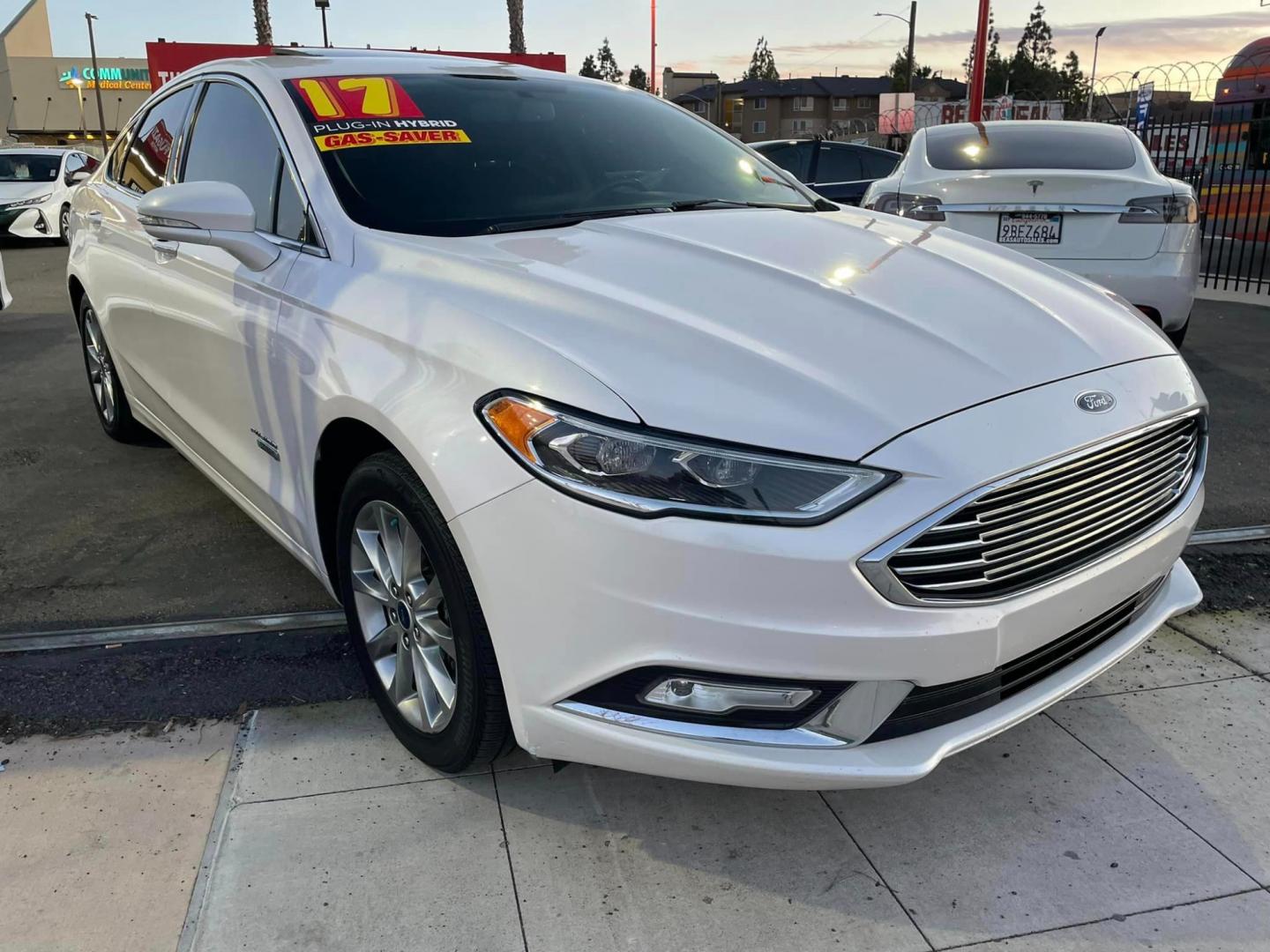 2017 WHITE /BLACK Ford Fusion Energi (3FA6P0PU0HR) , located at 744 E Miner Ave, Stockton, CA, 95202, (209) 944-5770, 37.956863, -121.282082 - PLUS TAXES AND FEES - Photo#0